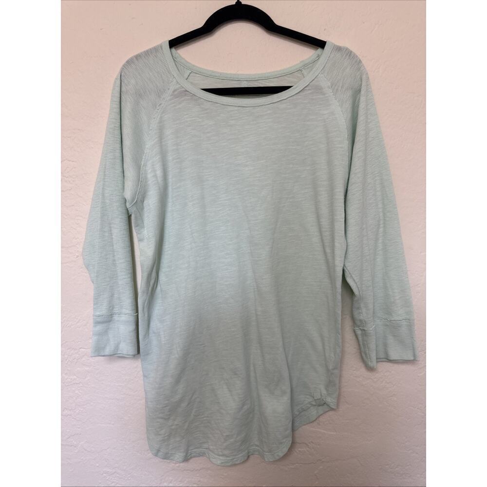 WE THE FREE Blouse Size XL Green Light weight Womens Long Sleeve scoop Neck